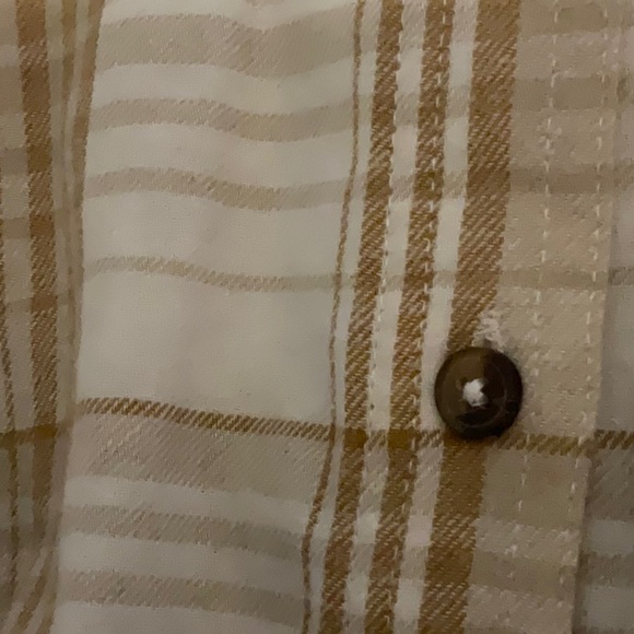 Aeropostale woman’s small caramel beige flannel - Picture 2 of 4